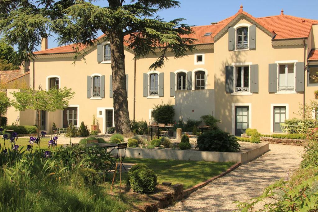 La Villa Des Charmilles Vernoux-en-Vivarais Exterior photo